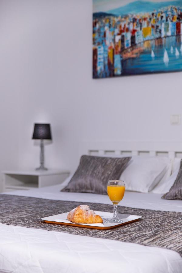 Villa Sun Garden - 4 Star Villa With Heated Swimming Pool, Quiet Bay, Bbq, 50M From The Sea Милна Екстер'єр фото